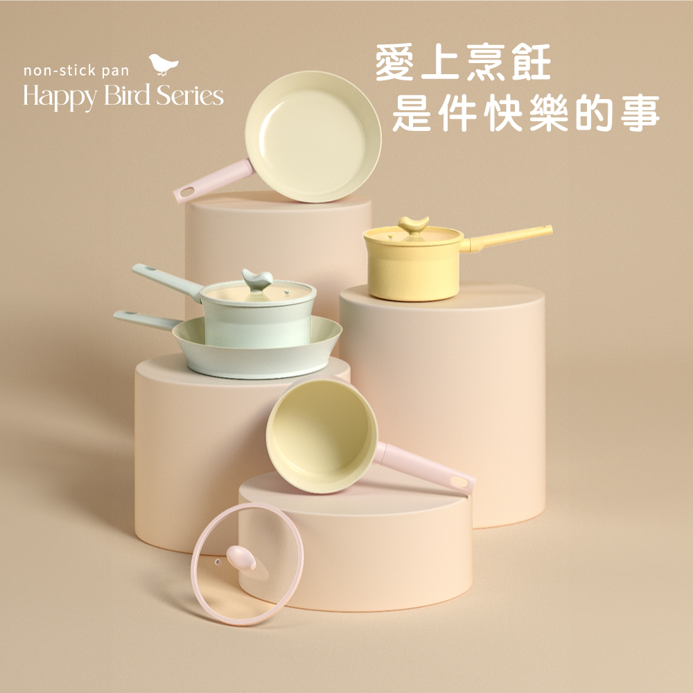 *烹煮時應使用矽膠鏟或木鏟,避免使用金屬鏟等堅硬材質廚具。*因鍋底設計具有高傳熱功能,建議使用中小火烹飪即可。*清洗時應使用軟質清洗用具,避免使用鋼刷、塑膠刷,以免不沾塗層受損。